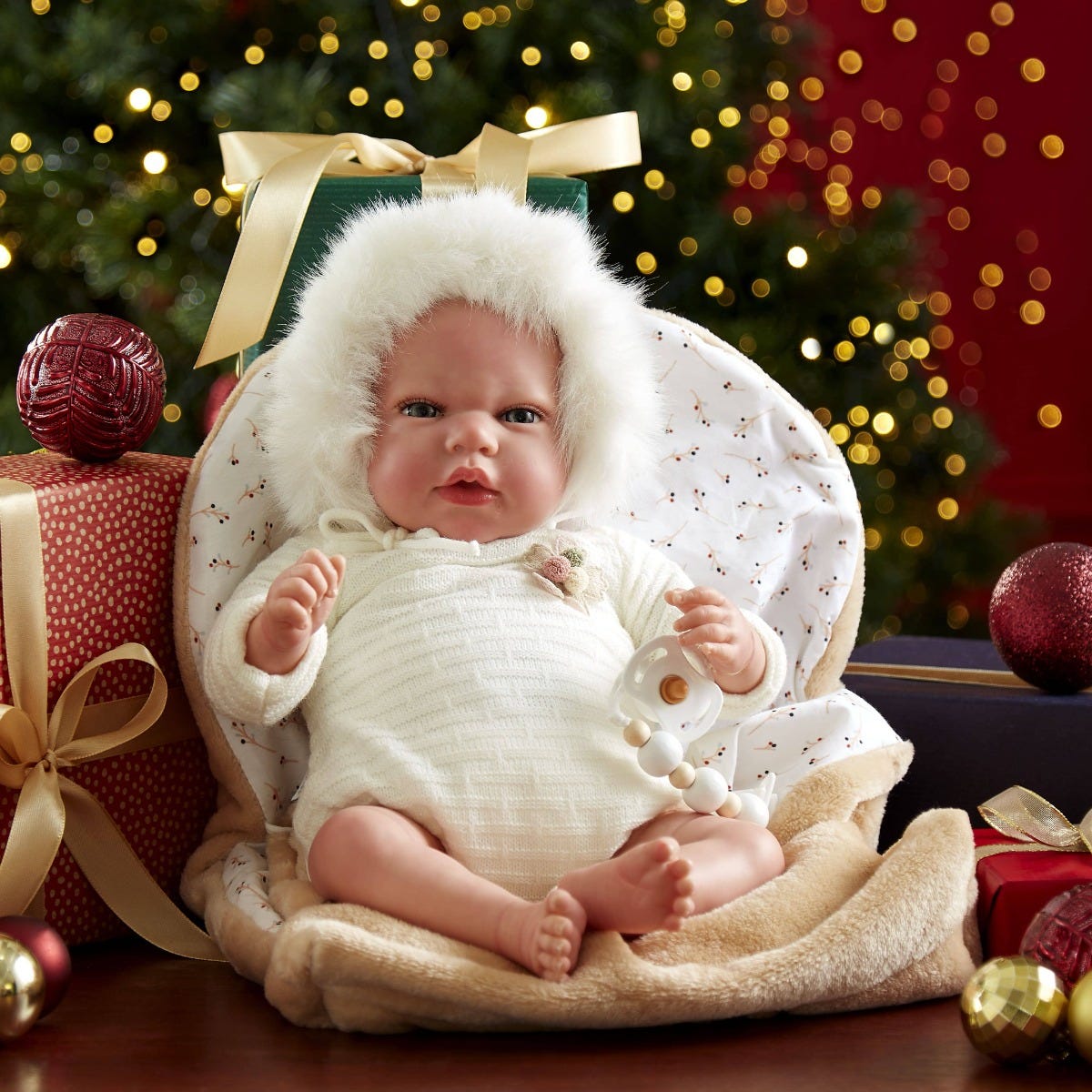 Alessandra Fur White Bonnet Baby Doll