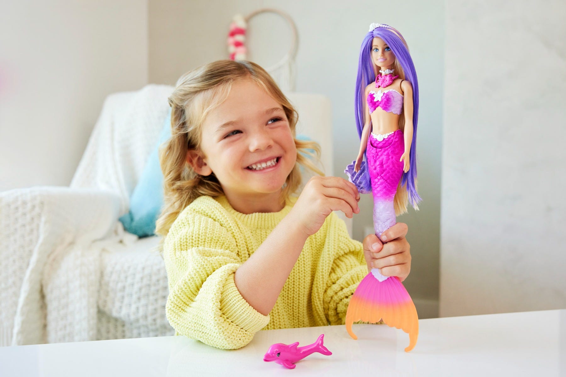 Barbie colour change hair top