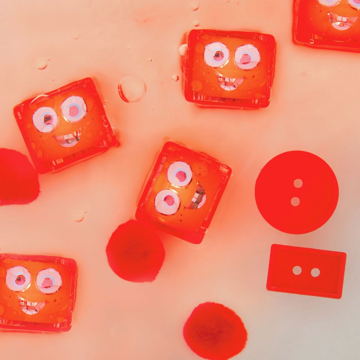 Glo Pals Cubes Red