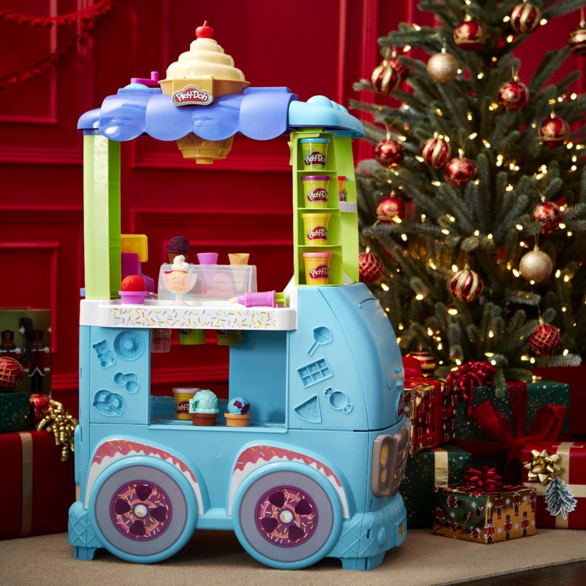 Kids play top ice cream truck